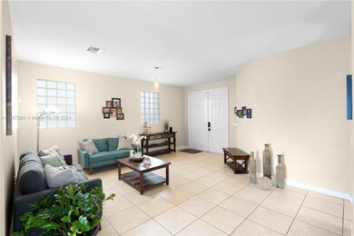 4412 NW 112th Ct, Doral, FL 33178 - photo 5