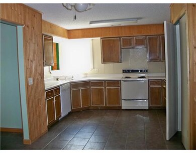 2705 W Beech St, Rogers, AR 72756 - photo 3