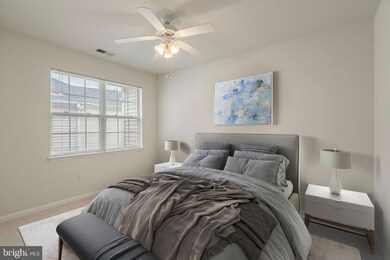 12945 Centre Park Cir unit 407, Herndon, VA 20171 - photo 3