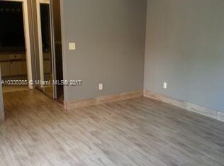 11877 SW 12th Place, Davie, FL 33325 - photo 5