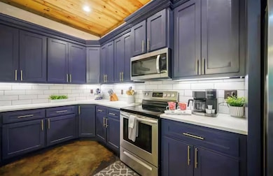 1501 N Lukfata Trail Rd, Broken Bow, OK 74728 - photo 6