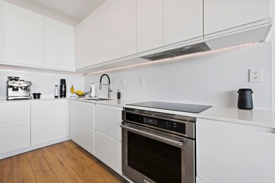 Main North unit 716, Royal Oak, MI 48067 - photo 7