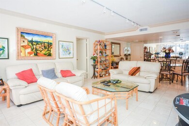 05 Living Room