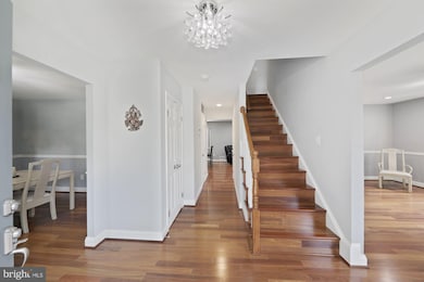 11138 Rutledge Dr, North Potomac, MD 20878 - photo 3