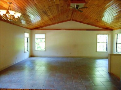 111 Overton Dr, Bella Vista, AR 72714 - photo 4