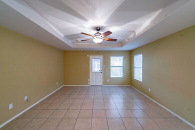 8918 Danbury Hollow Ln, Houston, TX 77075 - photo 5