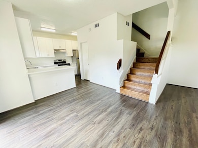 2710 Grants Lake Blvd unit 1, Sugar Land, TX 77479 - photo 2