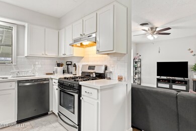 1000 E Northside-7
