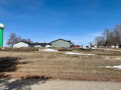 1002 N Pinet St, Jefferson, IA 50129 - photo 2