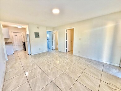 2571 NW 13th Ct unit 2, Fort Lauderdale, FL 33311 - photo 2