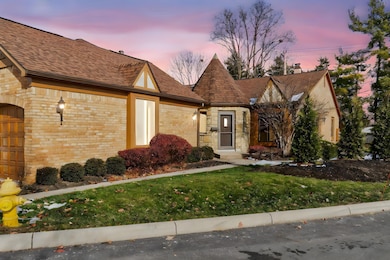 3336 Mansion Way, Columbus, OH 43221 - photo 3