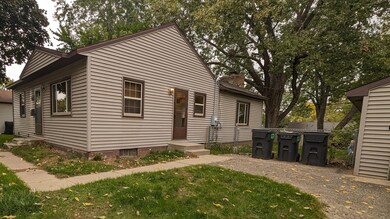 8431 Fremont Ave S, Bloomington, MN 55420 - photo 2