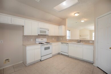 5008 Blanco Dr, Pearland, TX 77584 - photo 7