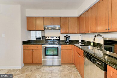 2880 Madeira Ct unit 17-3, Woodbridge, VA 22192 - photo 4