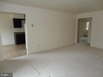 612 N Shady Retreat Rd unit 71, Doylestown, PA 18901 - photo 5