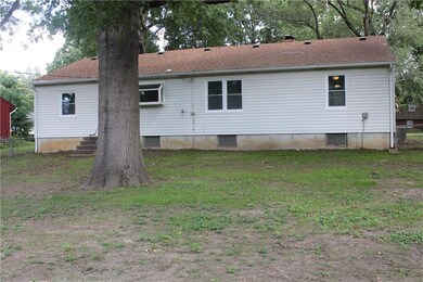 1506 NW B St, Blue Springs, MO 64015 - photo 6