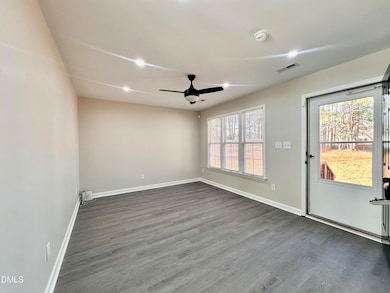 420 Tippett Rd, Zebulon, NC 27597 - photo 2