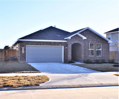 OVER 2, OOO SQUARE FEET