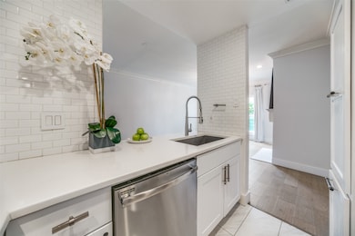 4034 Rawlins St unit 104, Dallas, TX 75219 - photo 5