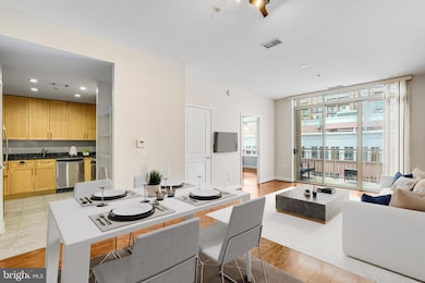 The Hawthorn Condominium unit 915, Arlington, VA 22203 - photo 5