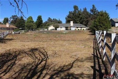 LOOK AT AERIAL PICTURE, PROPERTY LINE IS NOT THE F