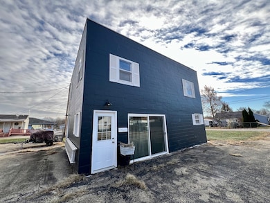 508 E Champaign Ave, Rantoul, IL 61866 - photo 2