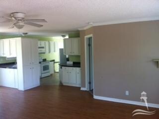 481 W South Shore Dr, Boiling Spring Lakes, NC 28461 - photo 5