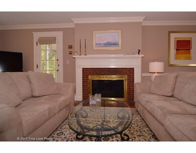 36 Payson St, Attleboro, MA 02703 - photo 4