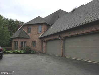 20407 Chuck Ln, Hagerstown, MD 21742 - photo 6