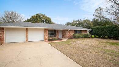 3 Northwood Cr-142
