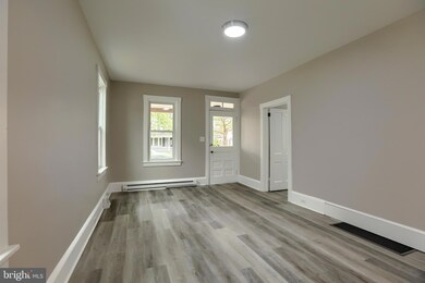 173 E Main St, Leola, PA 17540 - photo 7