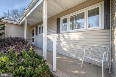 4 Hickory Hill Dr, Ewing, NJ 08618 - photo 2