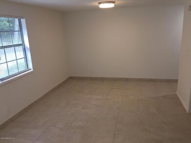 1530 Ryar Rd unit 6, Jacksonville, FL 32216 - photo 3