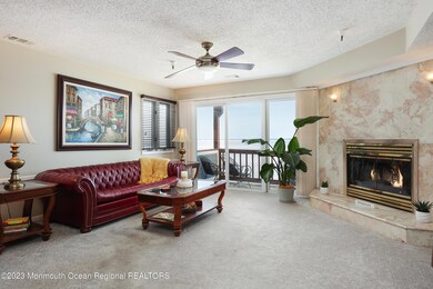 Living Rm./wood burning fireplace