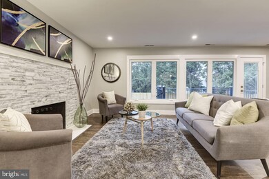 1027 N Quaker Ln, Alexandria, VA 22302 - photo 6