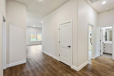 4304 Eloise Dr, Shawnee, OK 74804 - photo 7