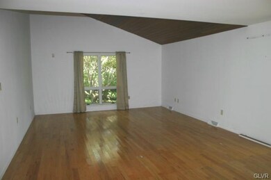 open living / dining room arae