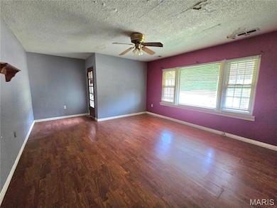 4150 Illinois Route 16, Litchfield, IL 62056 - photo 5