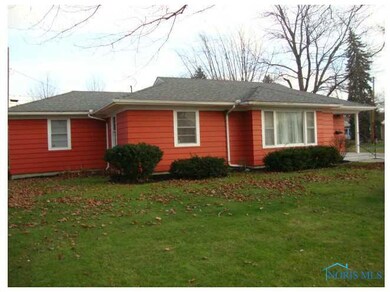 200 Degroff Ave, Archbold, OH 43502 - photo 2