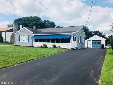 465 Warm Spring Rd, Chambersburg, PA 17202 - photo 2