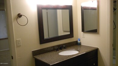 1323 W Isabella Ave unit 6, Mesa, AZ 85202 - photo 5