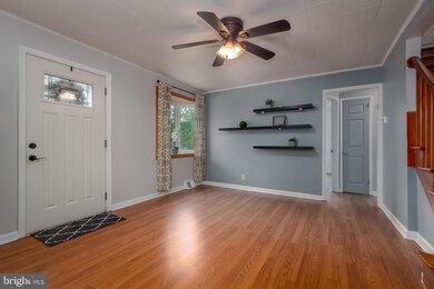 8225 Longpoint Rd, Dundalk, MD 21222 - photo 5