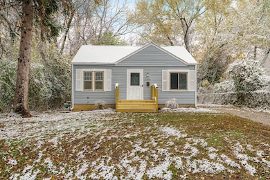 2228 Holt Ave, Columbus, OH 43219 - photo 3