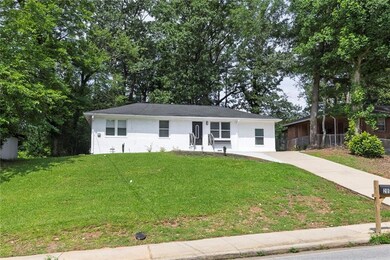 View of front of house featuring driveway
