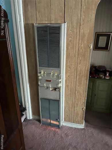 2411 26th St, Port Huron, MI 48060 - photo 4