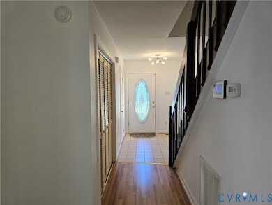 5716 Saddle Hill Dr, Midlothian, VA 23112 - photo 2