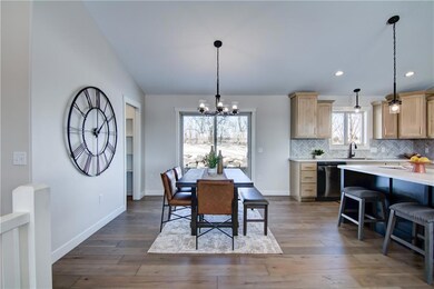 1352 Plum Creek Dr, Eau Claire, WI 54703 - photo 7