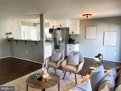 8826 Sigrid Rd, Randallstown, MD 21133 - photo 7