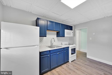 1039 Walnut St unit 3, Ashland, PA 17921 - photo 2