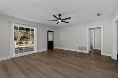 510 S Jean Dr, Longview, TX 75602 - photo 6